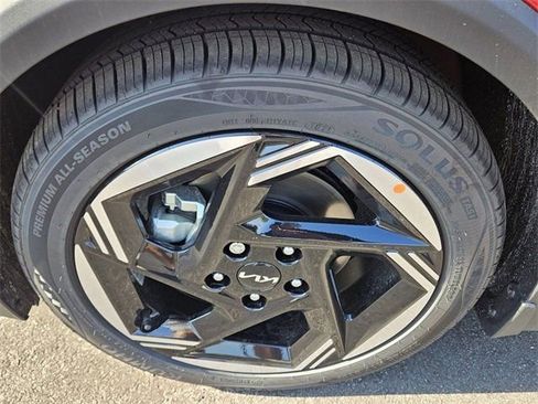 New 2025 Kia K4 EX image 14