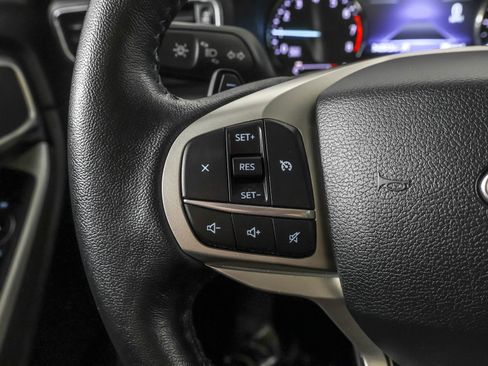 Used 2021 Ford Explorer XLT w/ Equipment Group 202A image 29