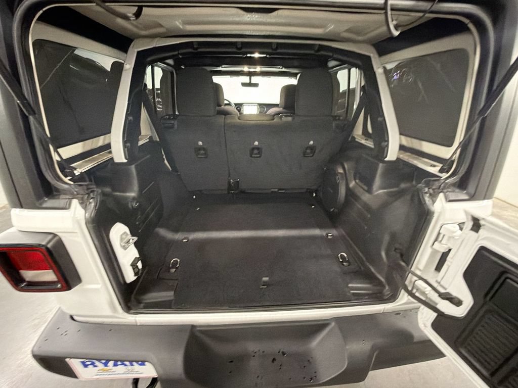 Used 2021 Jeep Wrangler Unlimited Sport AWD/4WD image 25
