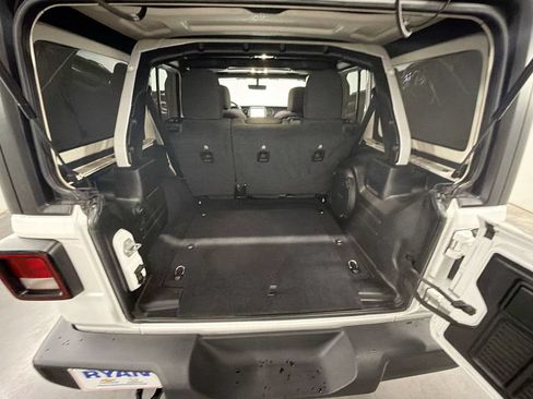 Used 2021 Jeep Wrangler Unlimited Sport AWD/4WD image 25
