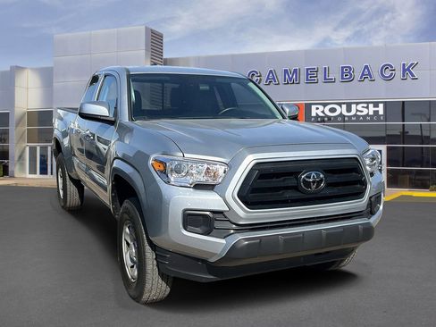 Used 2023 Toyota Tacoma SR w/ SR Convenience Package image 4