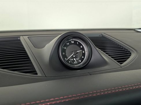 New 2026 Porsche Macan AWD/4WD image 31