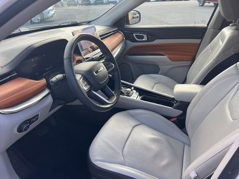 Used 2022 Jeep Compass Limited w/ Elite Group image 15