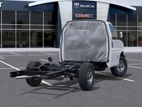 New 2025 GMC Savana 3500 w/ Power Convenience Package RWD image 4