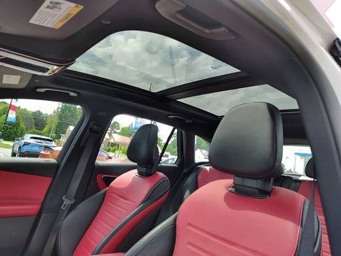 Used 2025 Mercedes-Benz GLC 43 AMG 4MATIC image 10