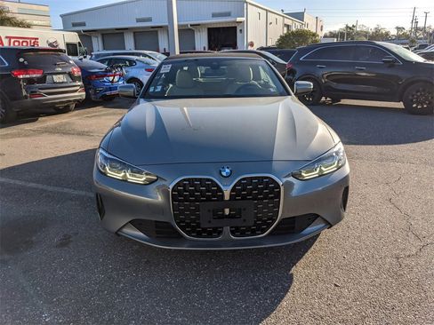 Used 2023 BMW 430i xDrive Convertible w/ Premium Package image 2