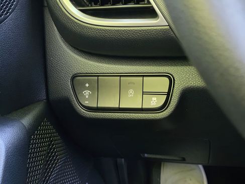 Used 2026 Kia Seltos LX FWD image 20