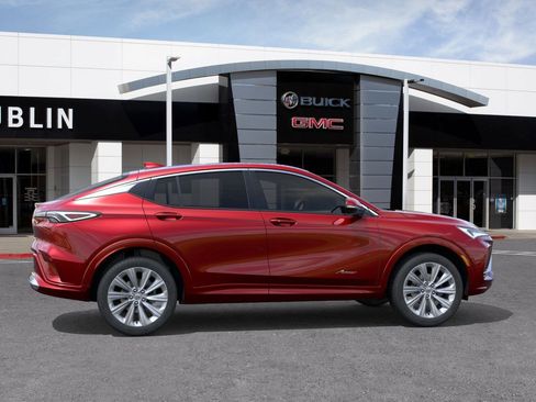 New 2026 Buick Envista Avenir image 3