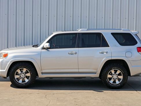 Used 2010 Toyota 4Runner SR5 image 44