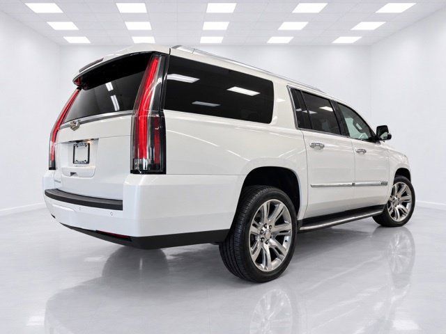 Used 2016 Cadillac Escalade ESV Luxury AWD/4WD image 11