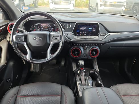 Certified 2022 Chevrolet Blazer RS w/ Enhanced Convenience Package FWD image 9
