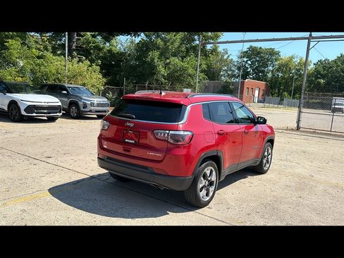 Used 2019 Jeep Compass Limited FWD image 5