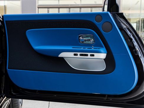 New 2025 Rolls-Royce Spectre image 23