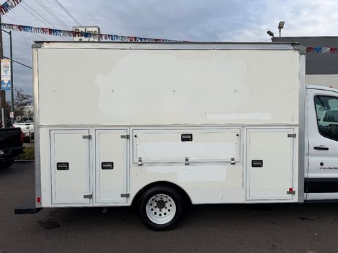 Used 2019 Ford Transit 350 T-350 DRW w/ Exterior Upgrade Package image 9