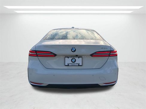 New 2026 BMW 530i 530i w/ Premium Package image 5