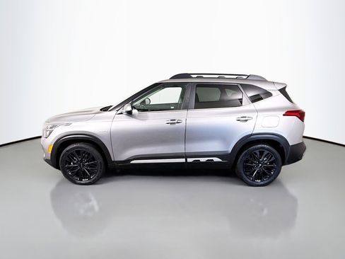 Used 2022 Kia Seltos Nightfall Edition image 6