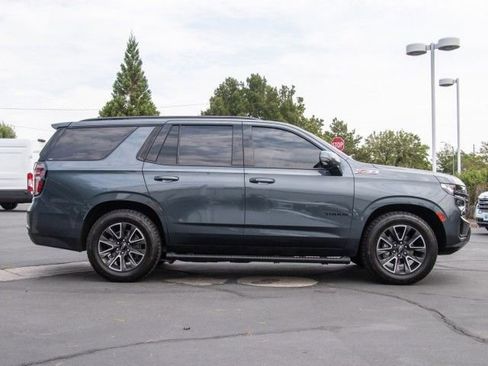 Used 2021 Chevrolet Tahoe Z71 w/ Z71 Off-Road Package image 8