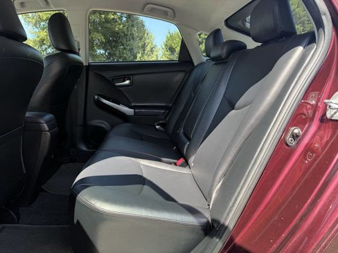 Used 2013 Toyota Prius Three image 11