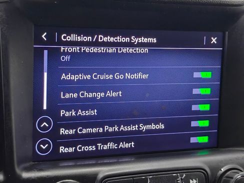 Used 2020 GMC Terrain SLT w/ GMC Pro Grade Package image 41