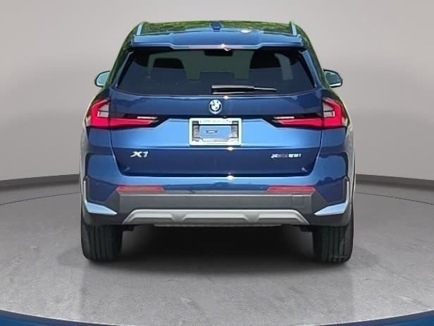 Used 2023 BMW X1 xDrive28i w/ Convenience Package AWD/4WD image 6