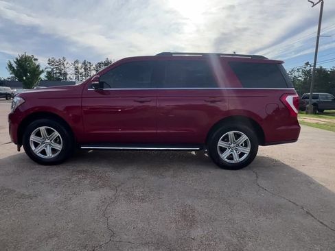 Used 2019 Ford Expedition XLT w/ Equipment Group 202A RWD image 3