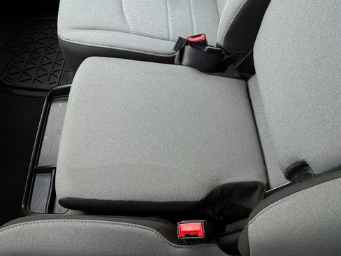 Used 2023 RAM 1500 Classic SLT image 20