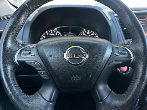 Used 2019 Nissan Pathfinder SV w/ Rock Creek Edition image 22