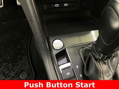 Used 2021 Volkswagen Tiguan SE R-Line image 6