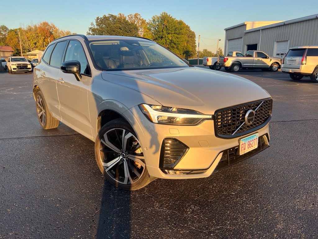 Used 2025 Volvo XC60 B5 Ultra w/ Protection Package Premier AWD/4WD image 1