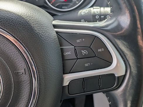 Used 2020 Jeep Compass Latitude AWD/4WD image 15