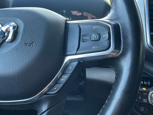 Used 2024 RAM 1500 Laramie image 26