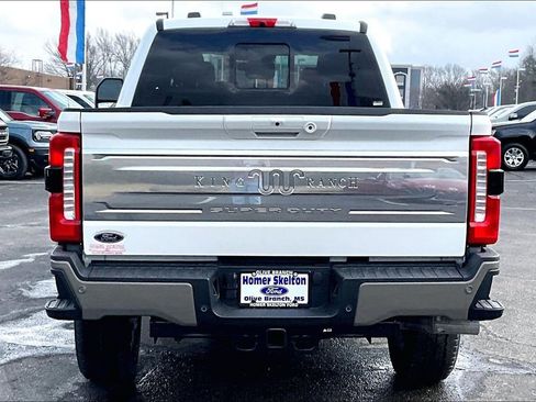 New 2026 Ford F250 King Ranch w/ FX4 Off-Road Package image 4