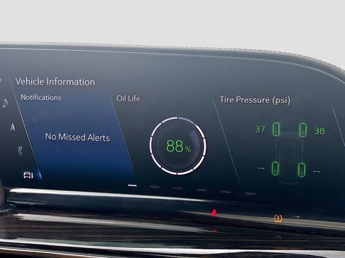 Used 2021 Cadillac Escalade Sport w/ Driver Assist Tech Package AWD/4WD image 31