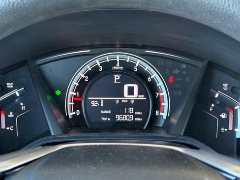 Used 2018 Honda CR-V LX image 31