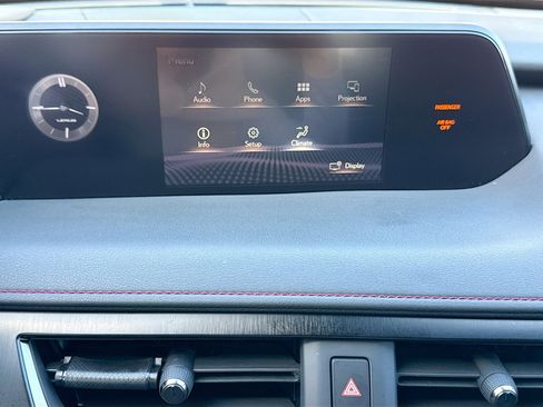 Used 2022 Lexus UX 200 F Sport w/ Accessory Package (Z1) image 29