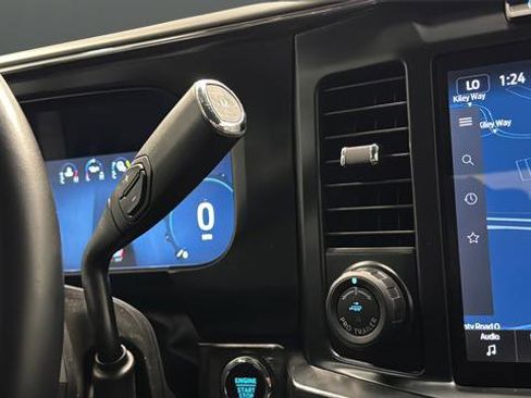 Used 2024 Ford F250 Lariat w/ Lariat Ultimate Package AWD/4WD image 19