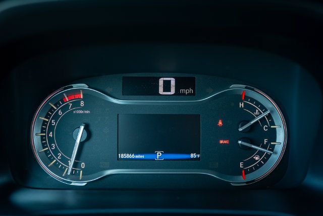 Used 2017 Honda Pilot EX-L image 10