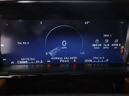 Used 2023 Lincoln Navigator L Reserve AWD/4WD image 4