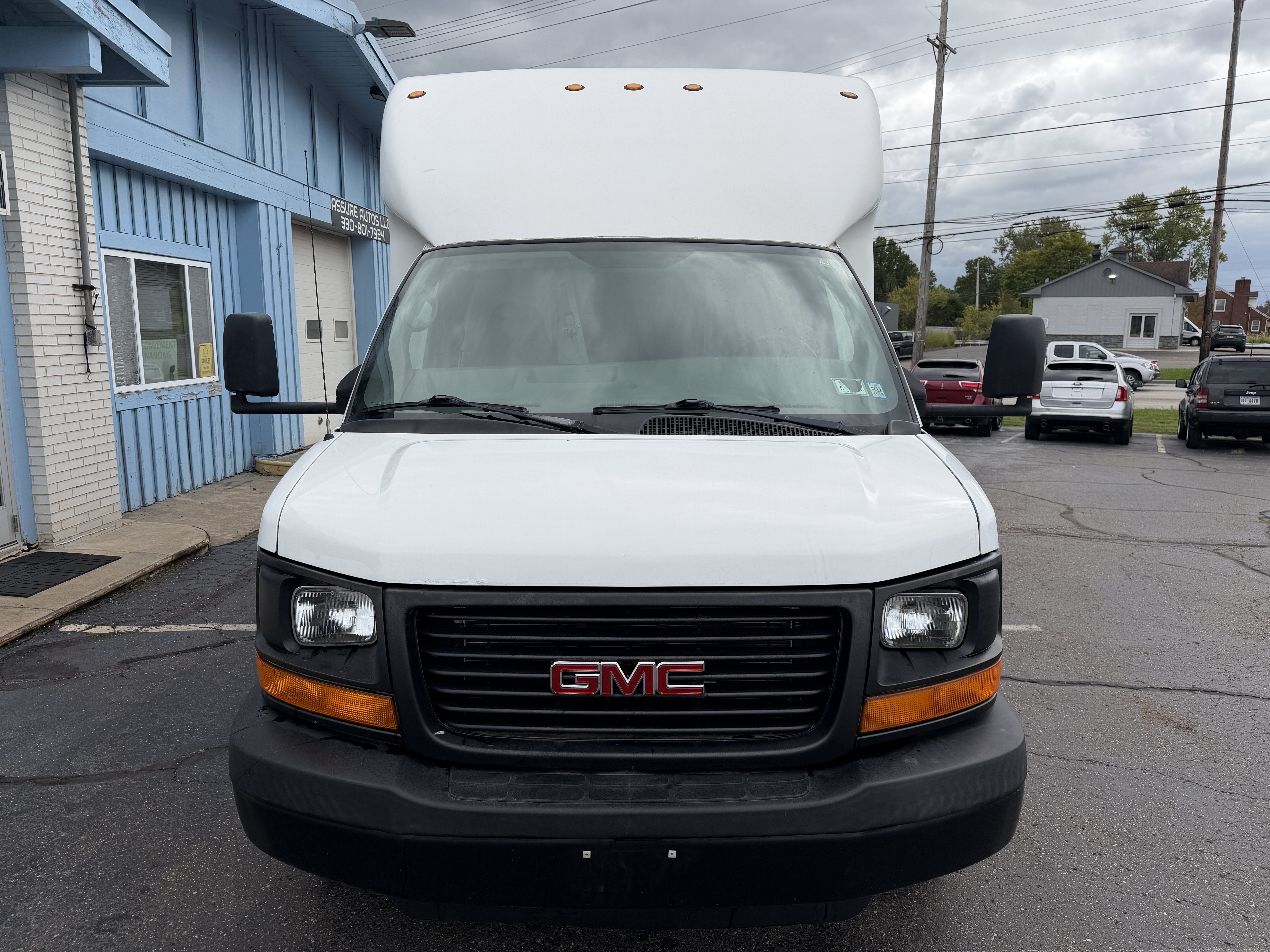 Used 2008 GMC Savana 3500 RWD image 8