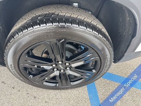 Used 2026 GMC Acadia Elevation w/ Black Edition image 31