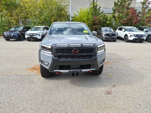 New 2026 Nissan Frontier PRO-4X w/ Pro-4x Convenience Package image 3