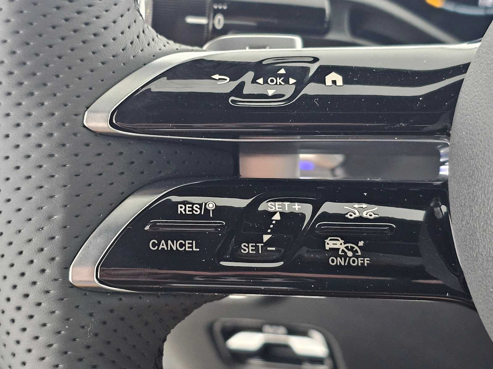 New 2026 Mercedes-Benz CLE 450 4MATIC Coupe image 28