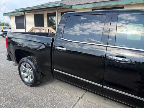 Used 2017 Chevrolet Silverado 1500 LTZ w/ Sport Package image 9