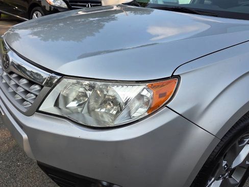 Used 2011 Subaru Forester 2.5X Touring AWD/4WD image 23