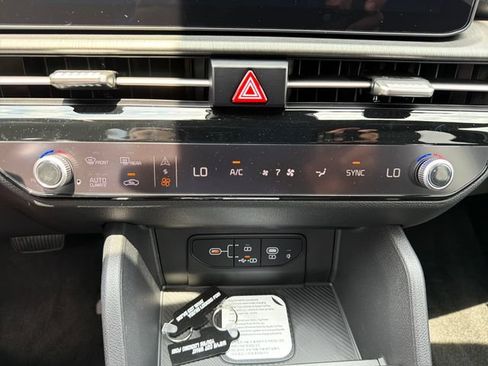 New 2026 Kia Sportage X-Line w/ X-Line Premium Package AWD/4WD image 14