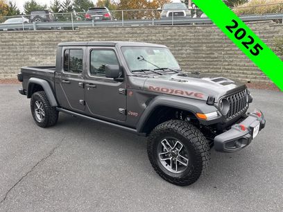 New 2025 Jeep Gladiator Mojave