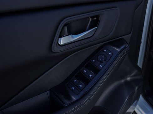 New 2026 Nissan Rogue SV image 15