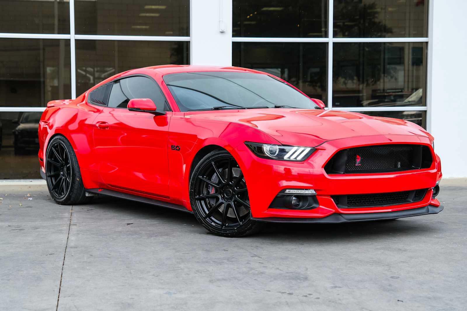Used 2015 Ford Mustang GT Premium w/ GT Performance Package RWD image 8