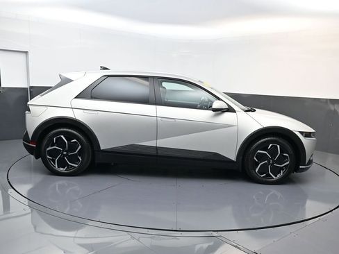 Certified 2024 Hyundai Ioniq 5 SEL image 2