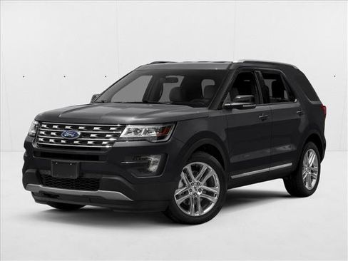 Used 2017 Ford Explorer XLT w/ Equipment Group 202A image 1